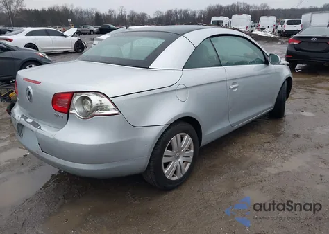 2008 Volkswagen Eos Komfort/Turbo z USA, uszkodzony, nr VIN WVWBA71F18V053595